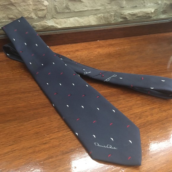 9 VTG Designer Ties Halston Izod JoS. A. Bank, Oscar Del, Brooks Br Cravatteria - Picture 7 of 10